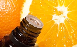 Aplicarea uleiului portocaliu în îngrijirea facială