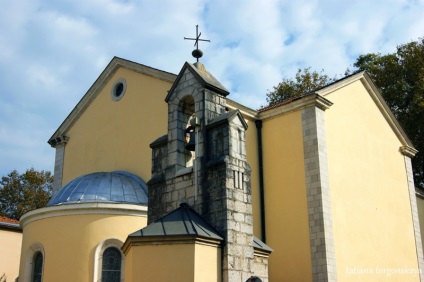 Mergând în trebinje