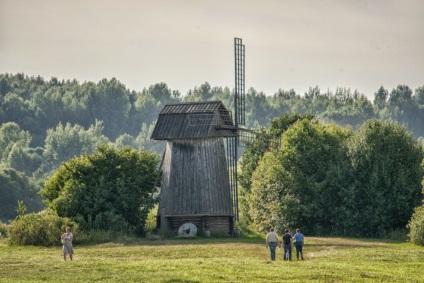 Munții Munților Puskin