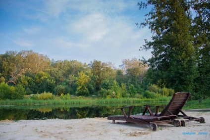 Călătorind în Ucraina akhtyrka