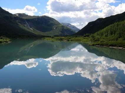 Evaluarea celor mai mari lacuri din lume, cele mai bune ratinguri din lume