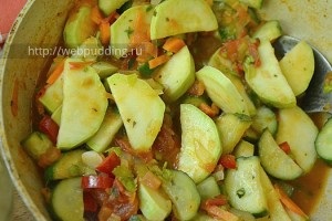 Salata de castraveți și dovlecei pentru iarnă