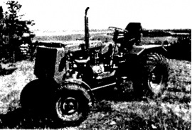 Tractor de uz casnic cu motor zid