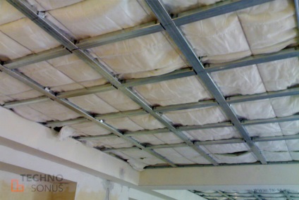 Izolarea fonică a tavanului din apartament sub tavanul suspendat și sub pictura