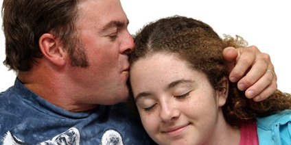 Dreamer sărută tatăl ceea ce visează un tată sărută într-un vis