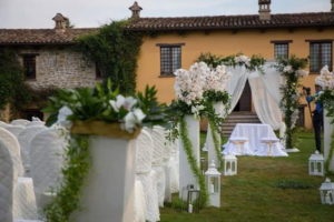 Ceremonia de nunta la podgoriile Chablis - inregistrare in aer liber in natura