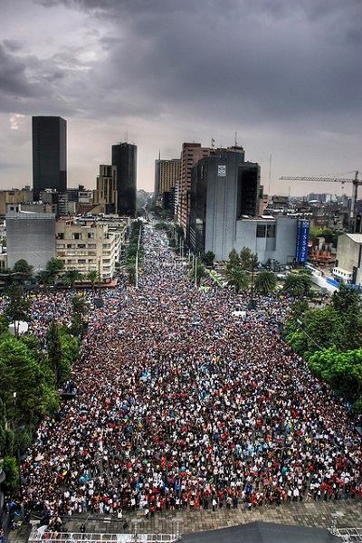 Top 10 cele mai strălucite și masive flash mobs din ultimul deceniu