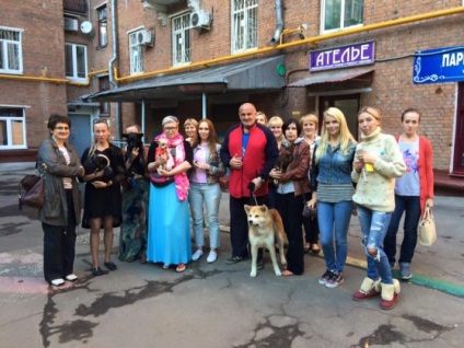 La Moscova, un scandal erupe cu un câine, blocat pe balcon timp de câteva luni