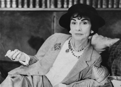 Tricotate Coco Chanel și Carla Campfeld tendințele stilului moderne tricotate chanel de moda -