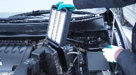 Az üzemanyagszűrő cseréje Mitsubishi Outlander hl saját kezű