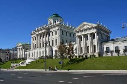 Építész Vasily Bazhenov Mikhailovsky kastély, Pashkov ház, Tsaritsyno-templom, templom a bika