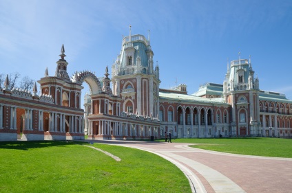 Építész Vasily Bazhenov Mikhailovsky kastély, Pashkov ház, Tsaritsyno-templom, templom a bika