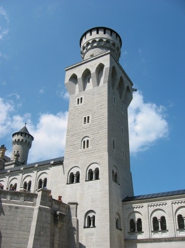 Arhitectura Castelului Neyshwanstein, stilul erei online