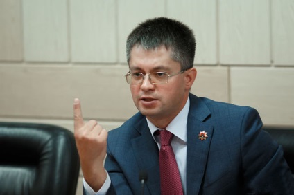 A küzdelem Kuzbass kormányzója elnökének körül