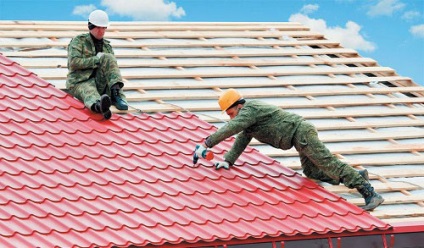 Ce să acoperiți acoperișul unei case Diferența dintre materialele de acoperire