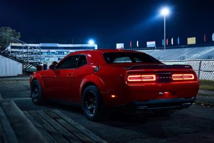 Dodge challenger demon - fotografie, preț, caracteristici dodge challenger srt demon