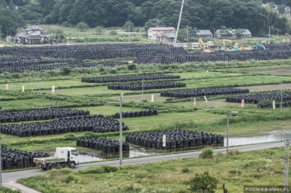 Natura fotografică exterioară absoarbe orașul Fukushima, după o explozie nucleară