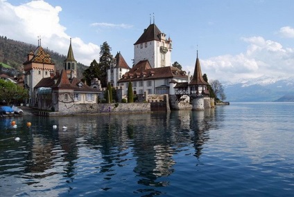 Turul Interlaken este un patrimoniu cultural pe care îl puteți vizita - monumente, muzee, temple, palate și