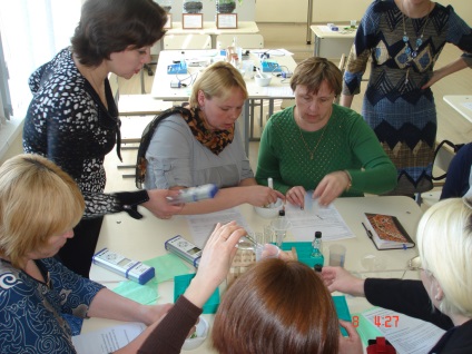 Az iskola természet-tudományos laboratóriuma10