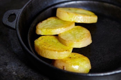 Fricassee franceză de pui, este delicios!