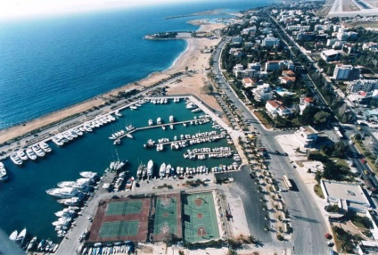 Glyfada - görögországi üdülőhely Athén közelében (Glyfada) Glyfada - görögországi üdülőhely Athén közelében, Attikában