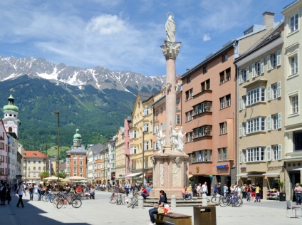 Orașul Innsbruck într-un costum de schi sau un leagăn medieval al dinastiei habsburgice