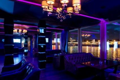 Interiorul cluburilor de karaoke, baruri, restaurante cu fotografii și opțiuni de design pe proiect