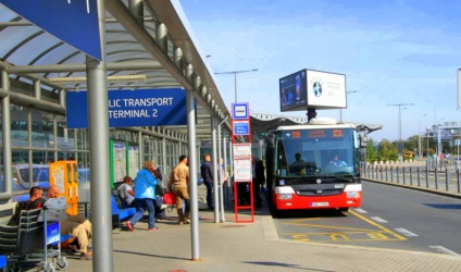 Cum se ajunge de la aeroport la centrul orașului Praga