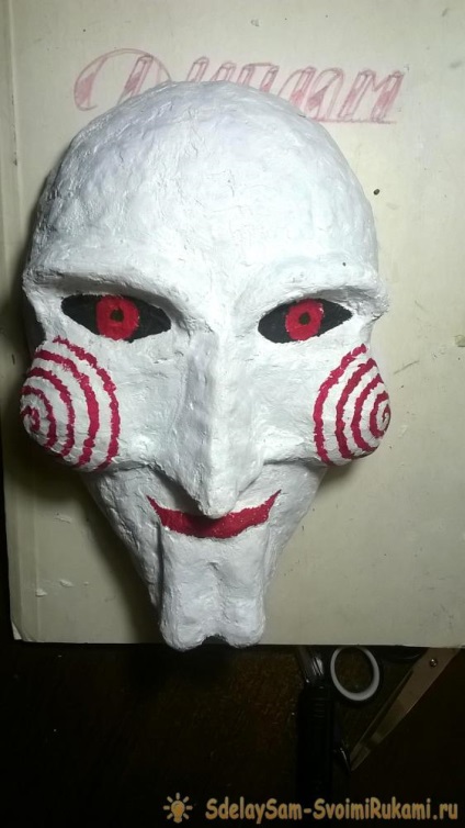 Hogyan készítsünk egy maszkot papier-mache-ről, egy mesterkurzust a saját kezünkkel