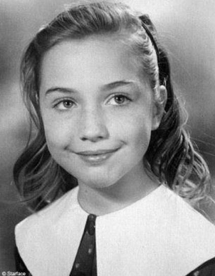Pe măsură ce Hillary Clinton sa schimbat de-a lungul anilor (24 fotografii) - Trinity