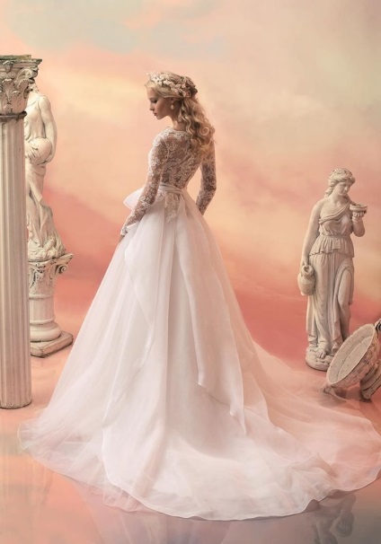 Colectia de rochii de mireasa din papilio 2015 din colectia de rochii de mireasa