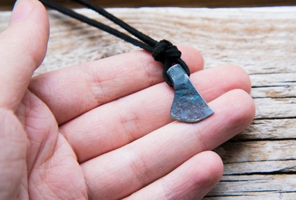 Vegyél egy amulettet kovácsolt a szláv online áruház északi mesében