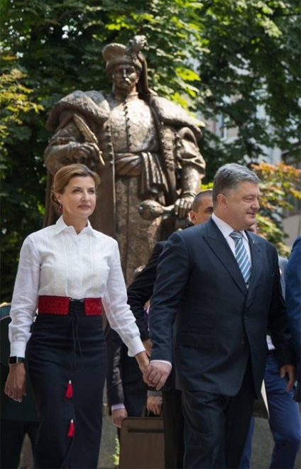 Marina Poroshenko stílusú ruhák és 7 legjobb kép a First Lady, trendi-u