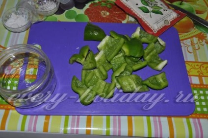 Pepper verde marinat pentru rețeta de iarnă cu fotografie
