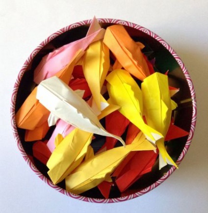 Țesături de pește origami, cu mâinile lor