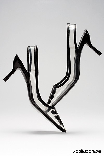 Pantofi de primăvară-vară 2011 roger vivier