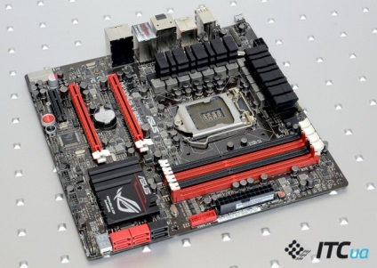 Prezentare generală a plăcii de bază asus maximus v gene