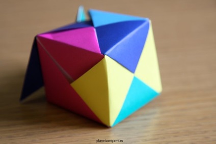 Origami cub volumetric de module, clasa master pas-cu-pas