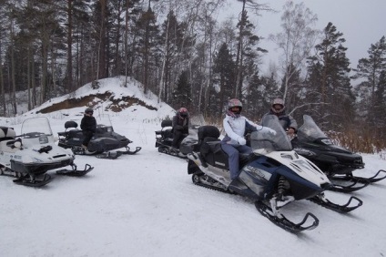 Restul saniei de câini, sănii și snowmobile, articole turistice, turismul din Irkutsk