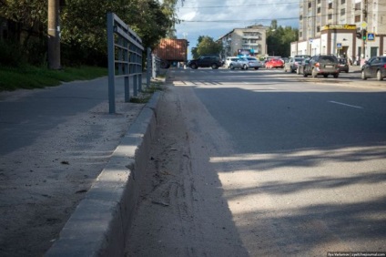 Unde se află murdăria pe străzile orașelor noastre (60 fotografii) - trinitatea