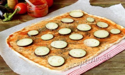 Pizza padlizsánnal - lépésről lépésre recept fotóval