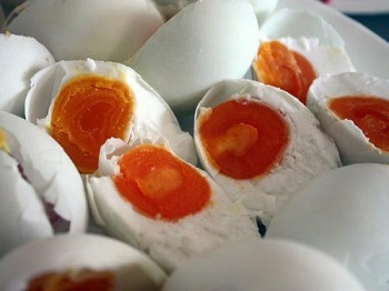 A kacsa tojás előnyei és ártalmai, étkezési és kozmetikai kezelése