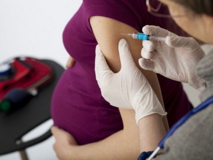Vaccinările pentru femeile gravide se pot face și care sunt în siguranță