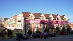 Restaurant, hotelul a crescut în malakhovka