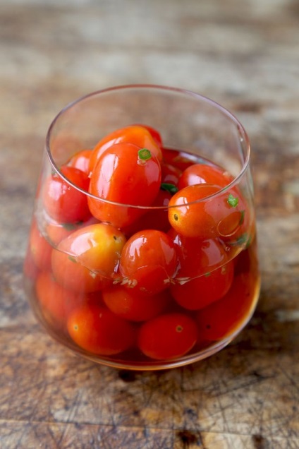 Salata de tomate pentru iarna, retete