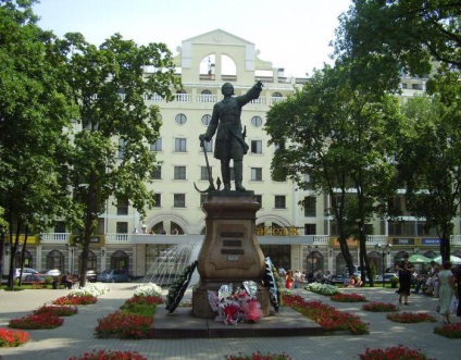 Cele mai interesante locuri din Voronej sunt atracțiile, descrierea și istoria