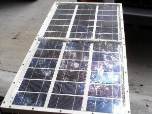 Baterie solară auto-fabricată