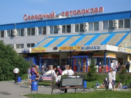 Észak Bus Station g