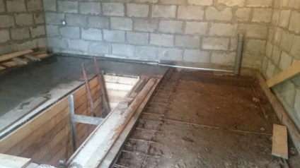 Lookout groapă în garaj cu propriile dimensiuni mâini