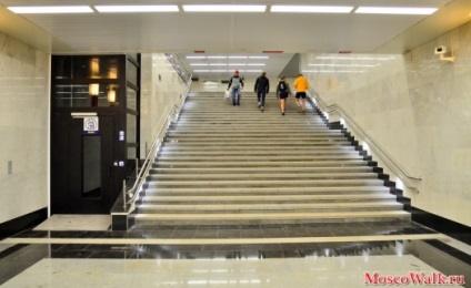 Stația de metrou - Spartak - mers pe jos în Moscova, metrou